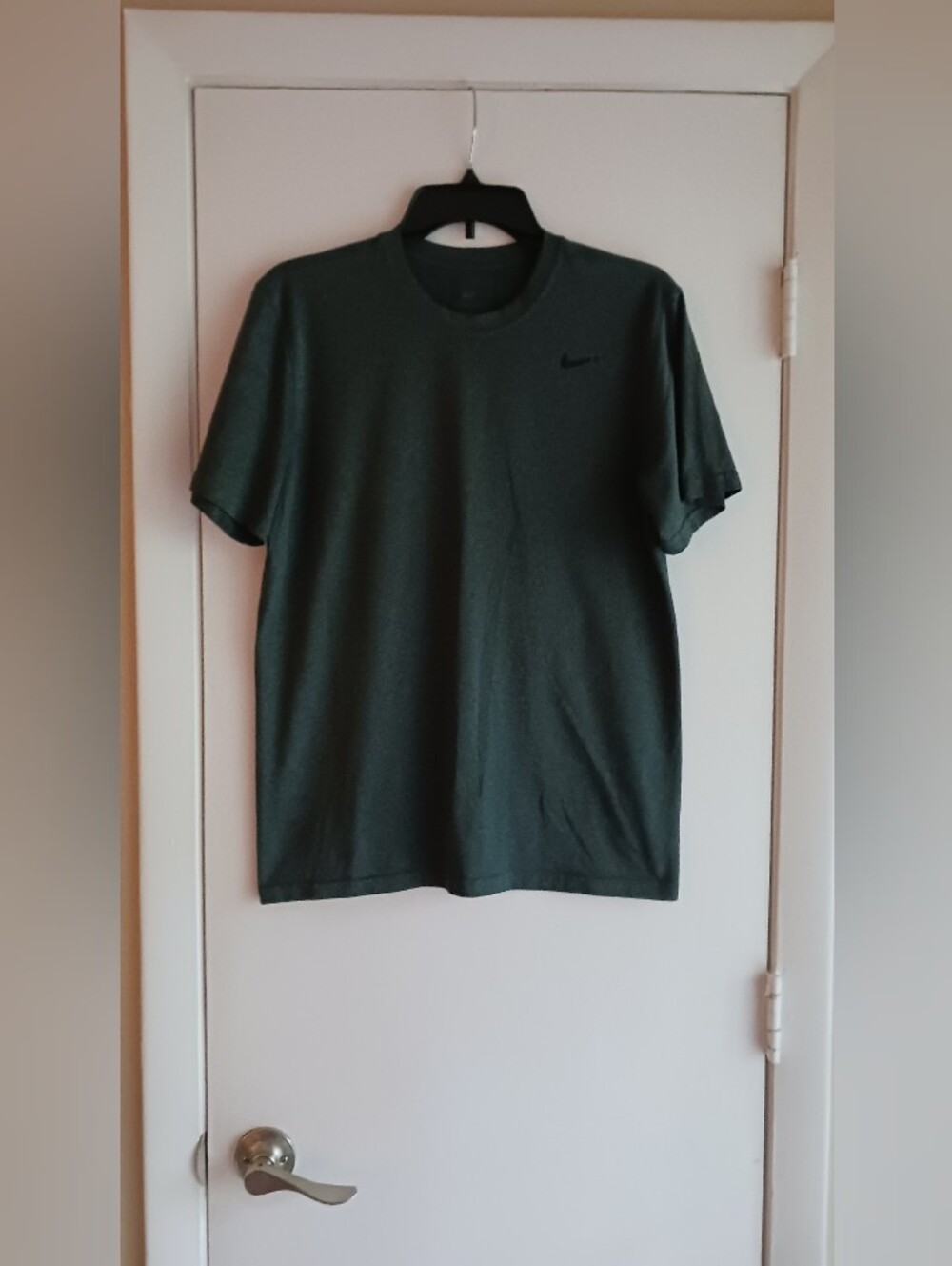 Nike Men's Forest Green Short Sleeve DRI FIT Crew Tee